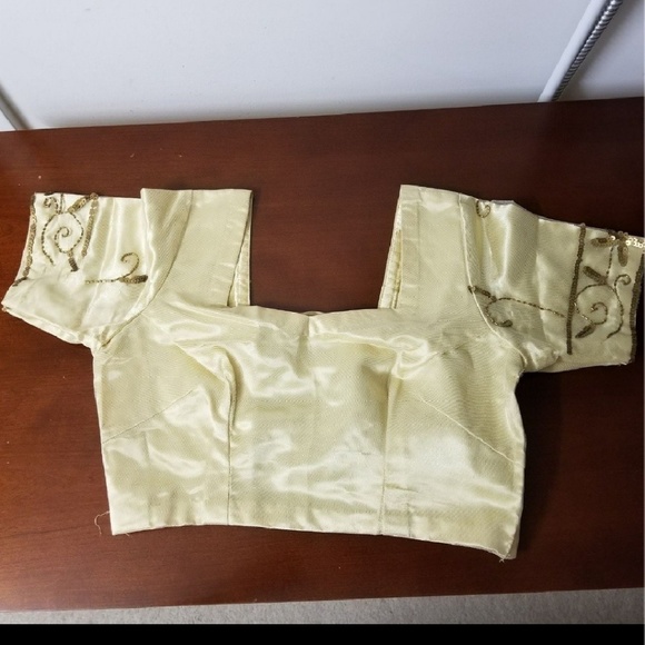 Indian lehenga - Picture 3 of 6